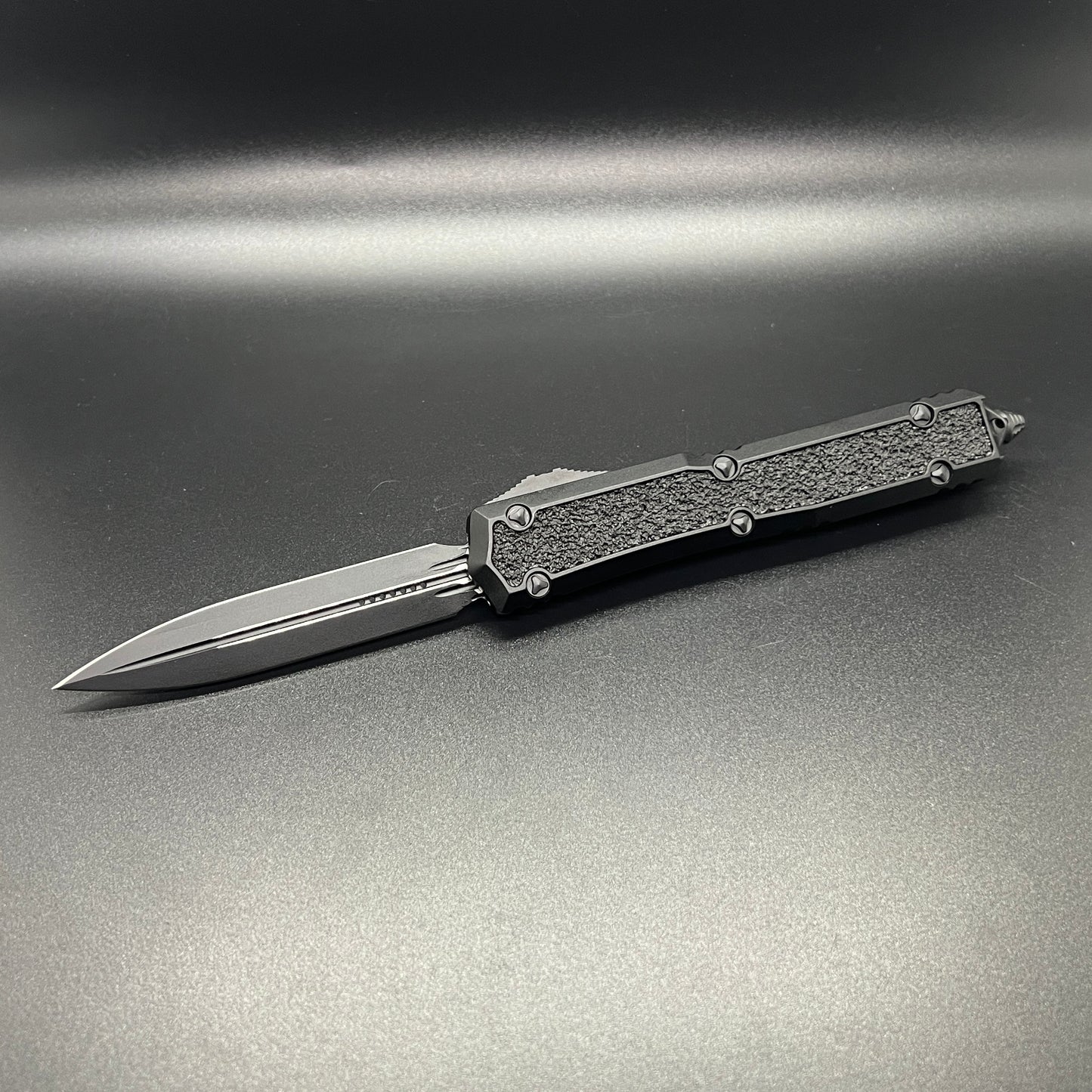 Microtech MAKORA I (206-1TS)