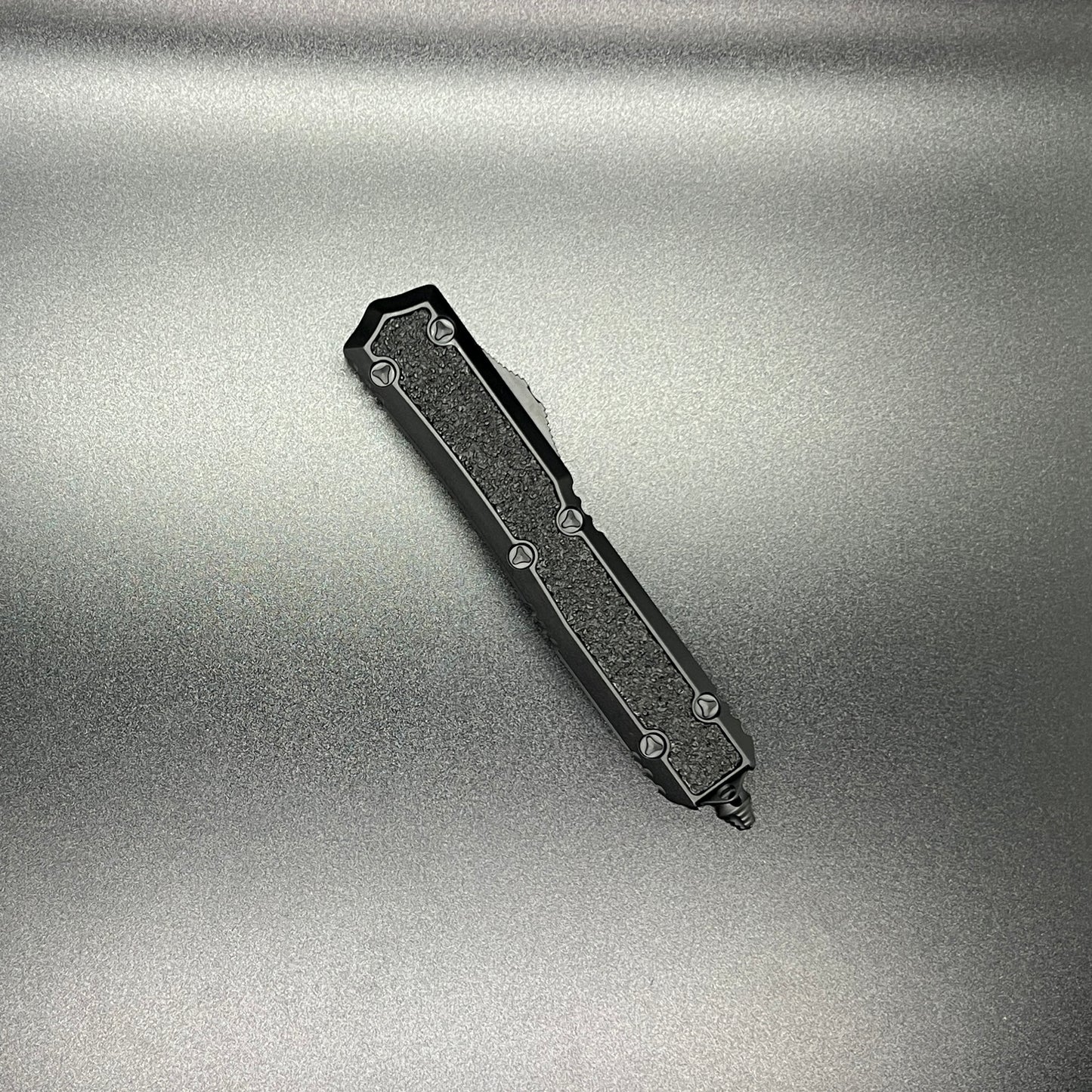 Microtech MAKORA I (206-1TS)