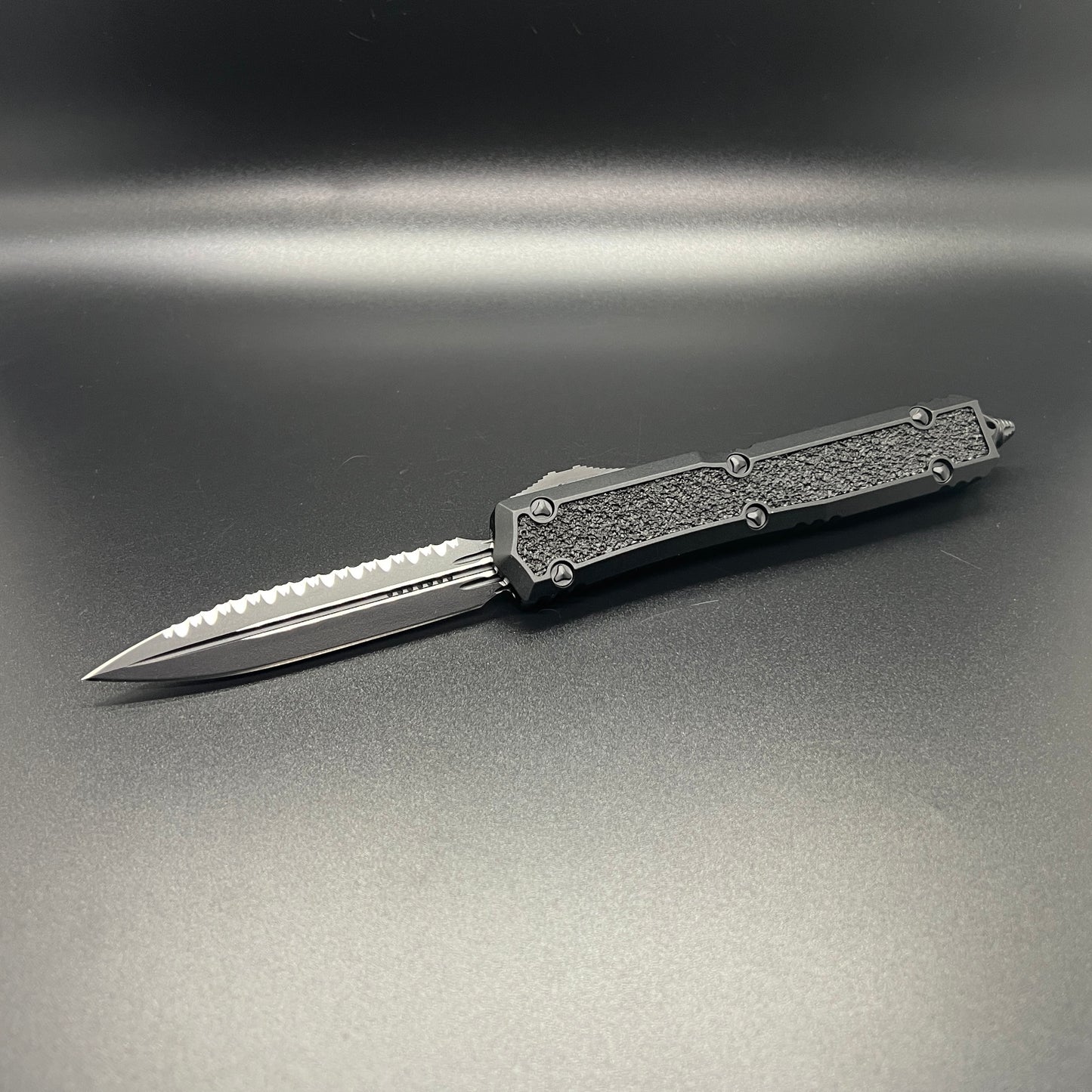 Microtech MAKORA I (206-3TS)
