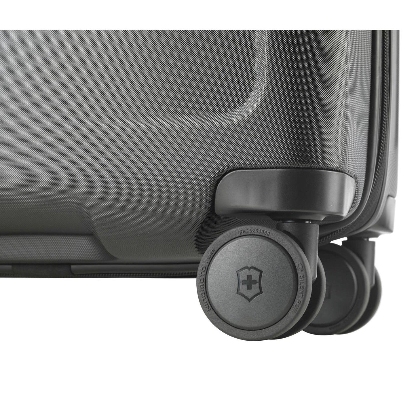 Victorinox Connex Global Hardside Carry-On (605659)
