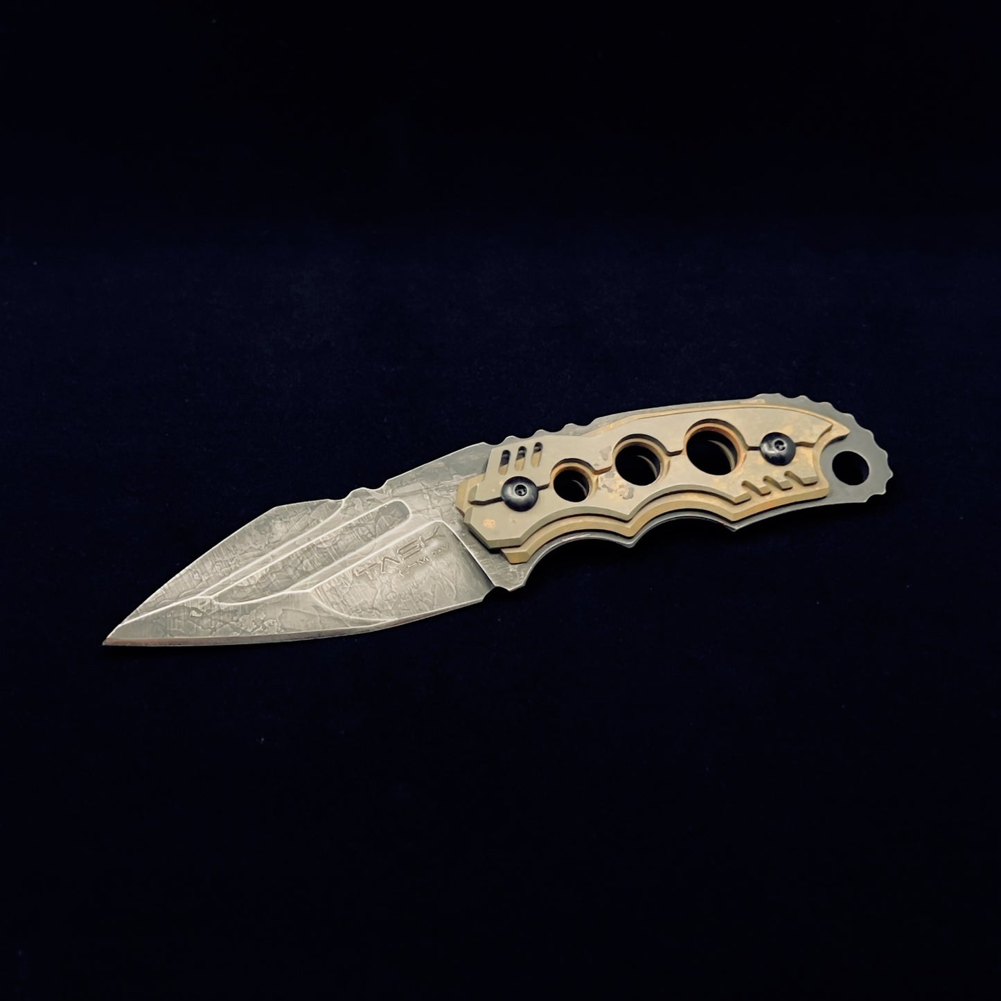 TASKnives KNIFE (06)